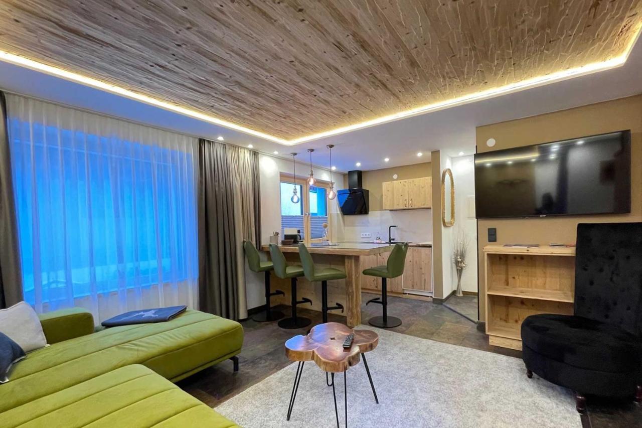 Quality Hosts Arlberg - Alptyrol Appartements Sankt Anton am Arlberg Exterior photo