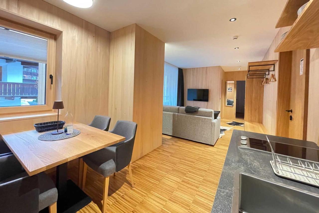 Quality Hosts Arlberg - Alptyrol Appartements Sankt Anton am Arlberg Exterior photo